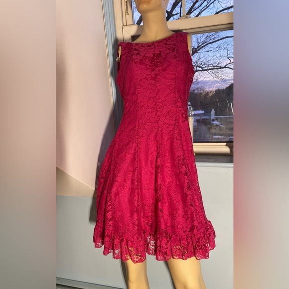 PARTY LACE OVERLAY HOT PINK DRESS by Roxy & Ali Size 2 fully lined Back zip NICE - Picture 1 of 14